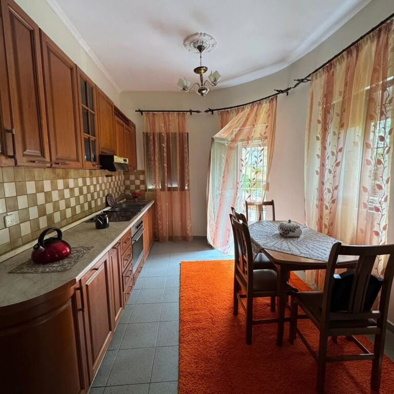 Shitet..!! 📍 Selitë (Universiteti Marin Barleti) Apartament 3+1+2