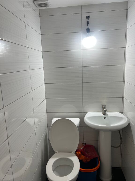 🏢 Business Premises for Rent – Astir, Tirana