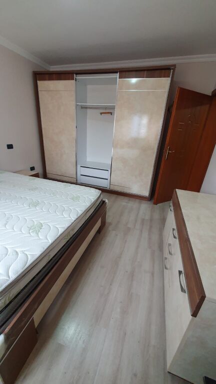 🏢Myslym Shyri,rent 1+1 apartment,furnished.60,000Leke