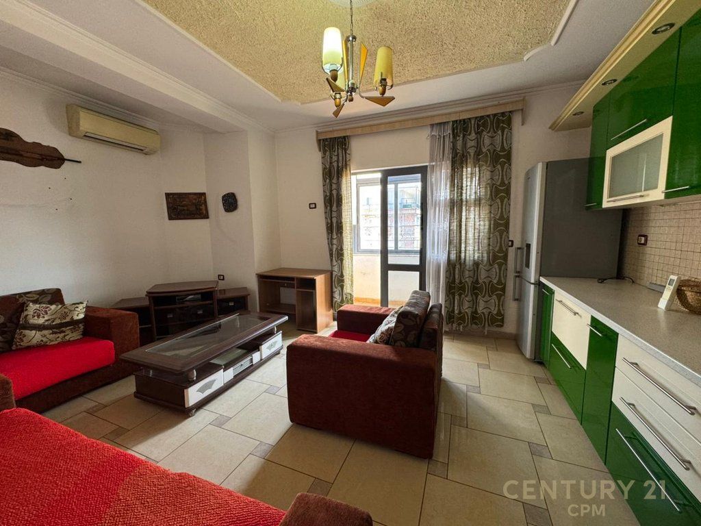 2+1 apartment for sale in Don Bosko, near Jordan Misja street!
