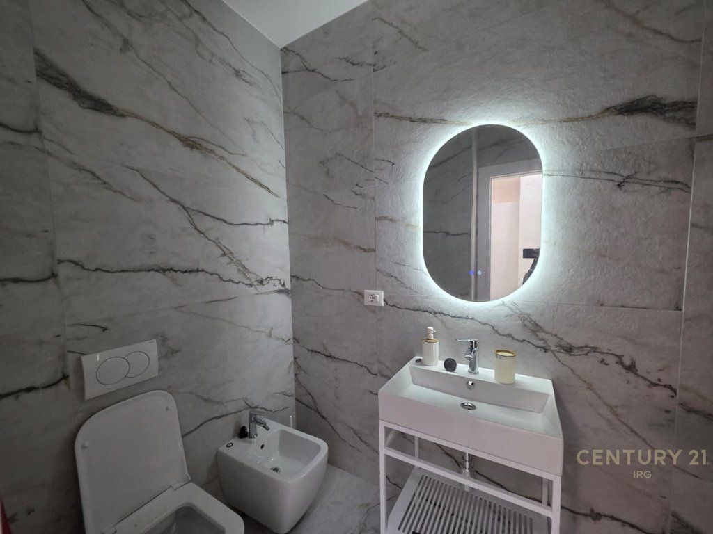 Apartament 1+1 për shitje në Rezidencën Relux, Shkozë 122,000 €