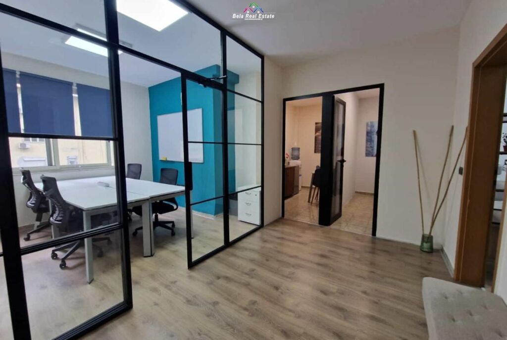 Zyre Me Qera Ne Bllok (ID BZ2351) Tirane.