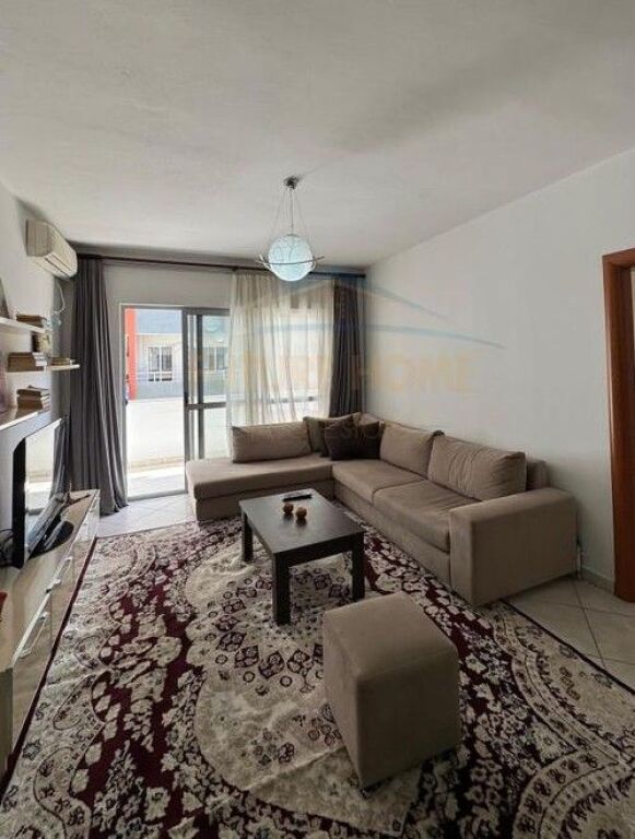 Qera, Apartament 1+1, Fresk