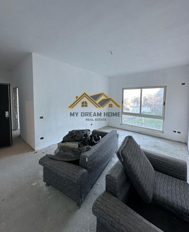 SHESIM APARTAMENT 1+1 TEK VILA E ZOGUT!
