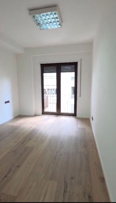Zyre me qira te Garda Tirane