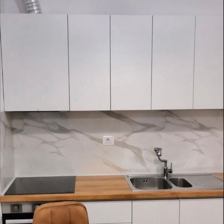 🏡 Shitet Apartament 1+1 – Rezidenca Kaimi, Ali Demi ✨