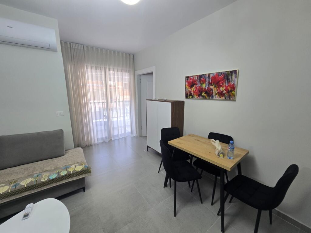 Apartament 2+1 me qira Rruga e Durresit