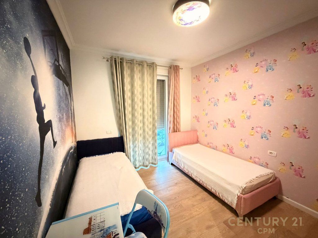 AFFITTIAMO APPARTAMENTO 2+1+2 VICINO A KODRA E DIELLIT 2 !