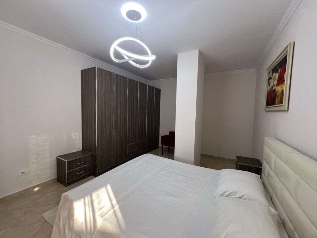 Apartament 1+1 me qera Kompleksi Kontakt