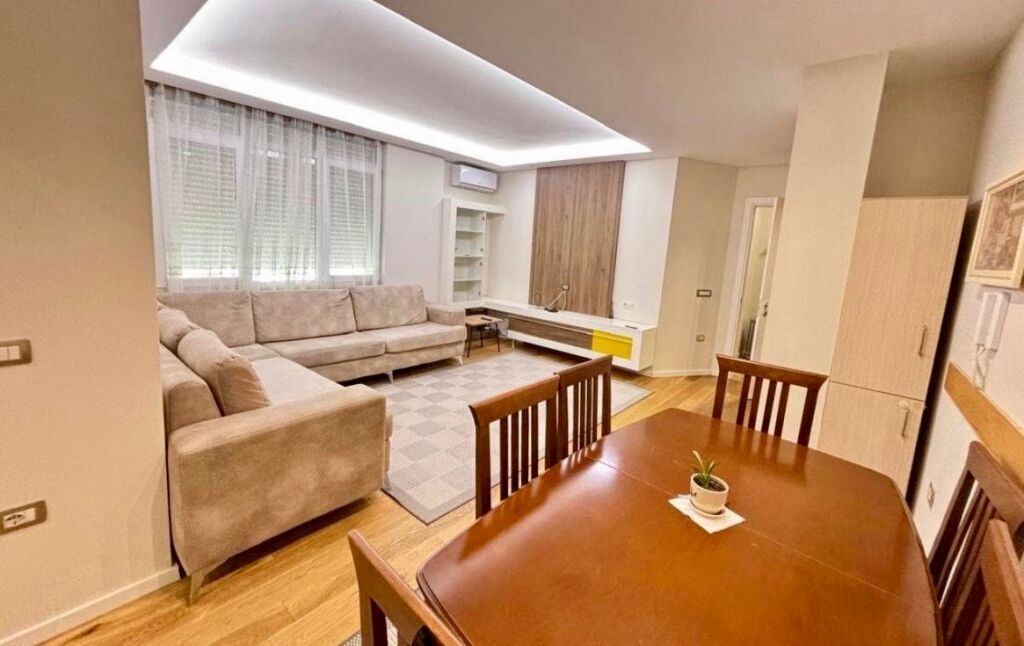 📣 QERA Apartament 3+1 Me Depo 📍 Prane Shkolles Se Kuqe 🛣️ Rruga "Dervish Hekali" ✨