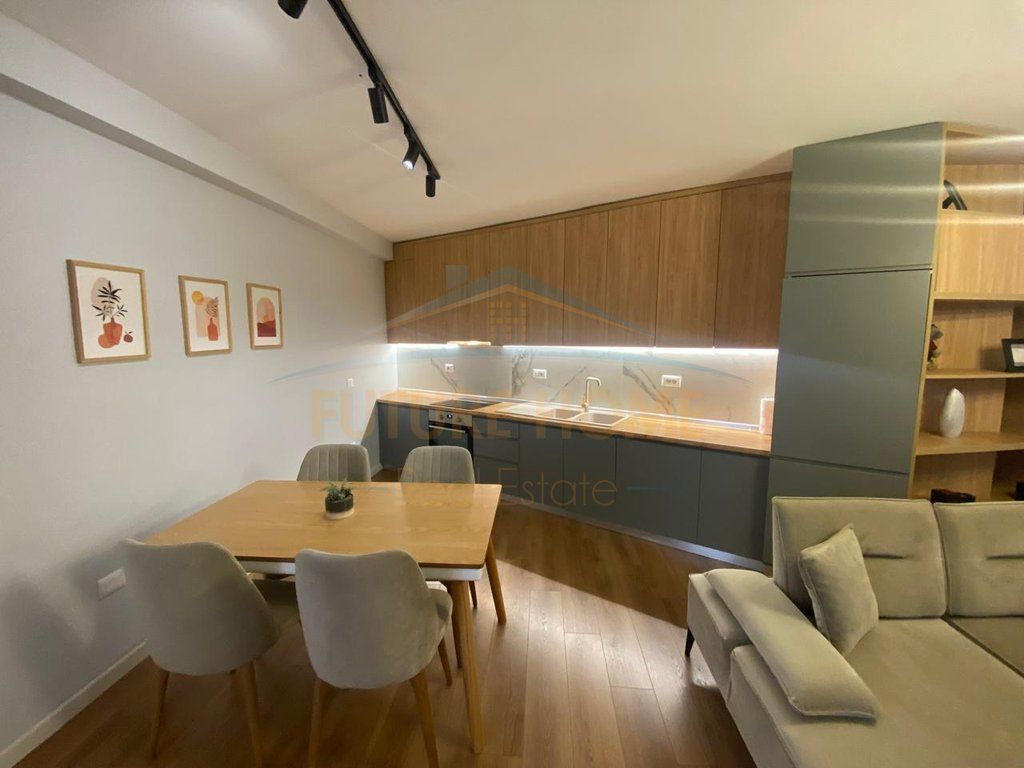 Rent, Apartment 2+1+2, Barrikadave street Tirana.