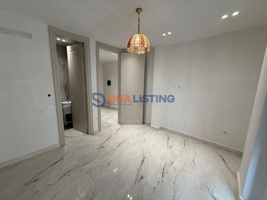 🏢 Ambiente Lussuoso per Uffici in Affitto 📍 Lago Secco, vicino a Radisson