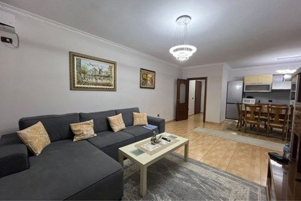 Apartament 2+1 per qira tek 21 Dhjetori