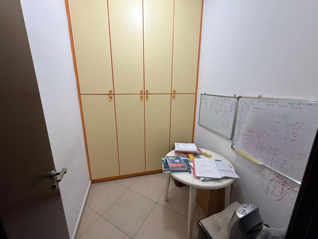 Appartamento 3+1 in vendita in Via Cipaj Vlore (Gjergj Arianiti)