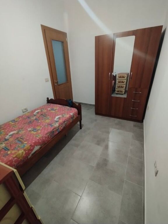 Apartament 2+1 me qera tek Kodra e Priftit