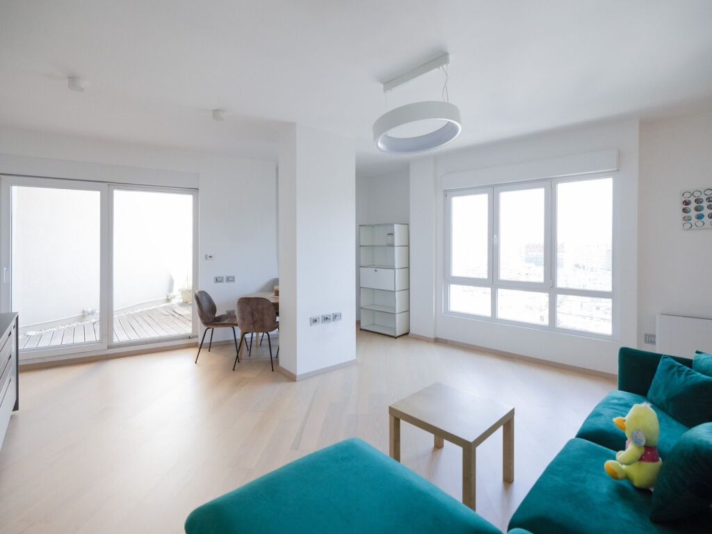 Jap apartament 3+1 me qira tek Rezidenca Magnet.Apartamenti eshte i mobiluar me siperfaqe138m2