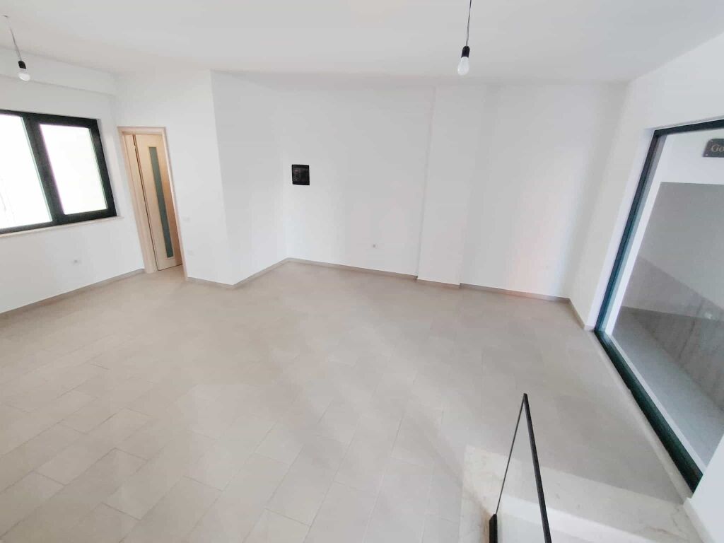 Dyqan per shitje ne Astir (ID BD1172) Tirane