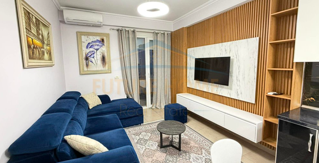 Shitet, Apartament 1+1, Unaza e Re