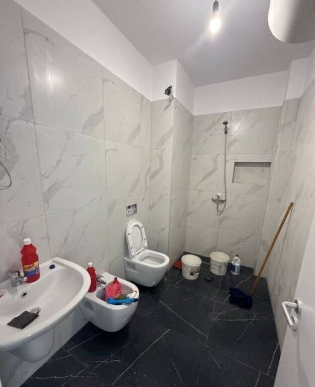 AFFITTASI APPARTAMENTO 1+1, AURA RESIDENCE, LAPRAKË!