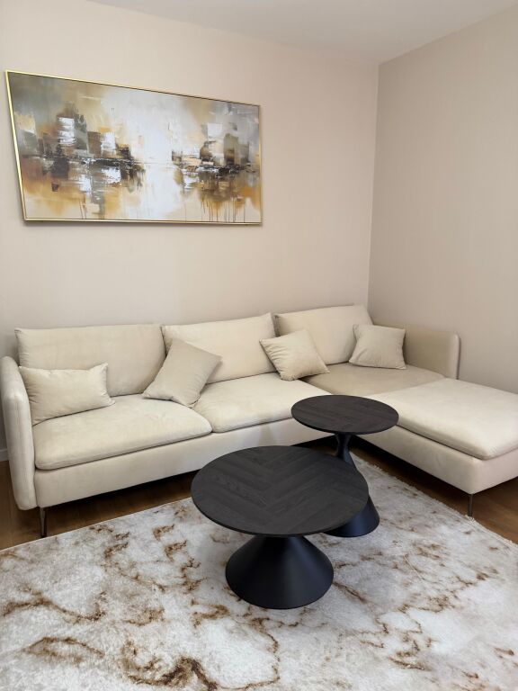 Apartament me qira 2+1 në Yzberisht te Grand Gallery!