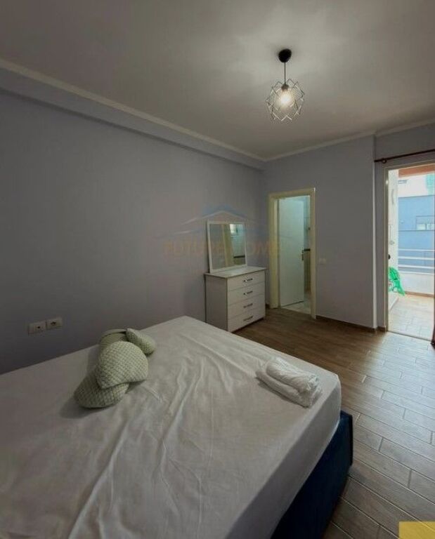 Shitet, Apartament 2+1+2, Rotonda e Astirit, Tirane.