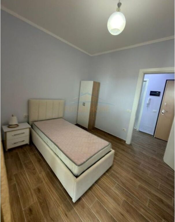 Shitet, Apartament 2+1+2, Rotonda e Astirit, Tirane.