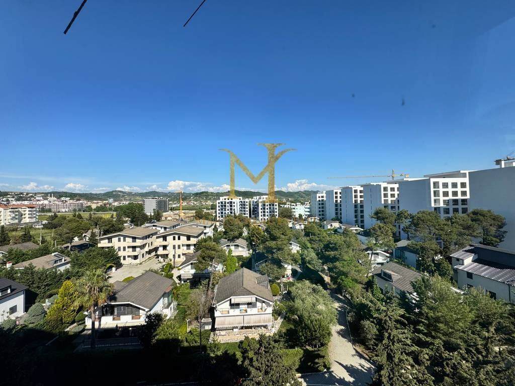 Shitet apartament në zonën Golem, tipologji 2+1. Pallati i ri, me pamje nga deti