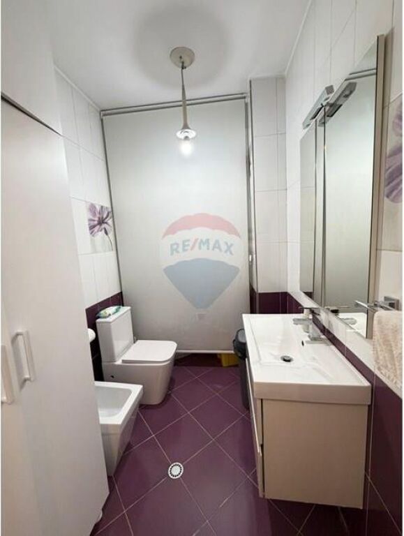 APARTAMENT 1+1 NE SHITJE KOMPLEKSI USLUGA