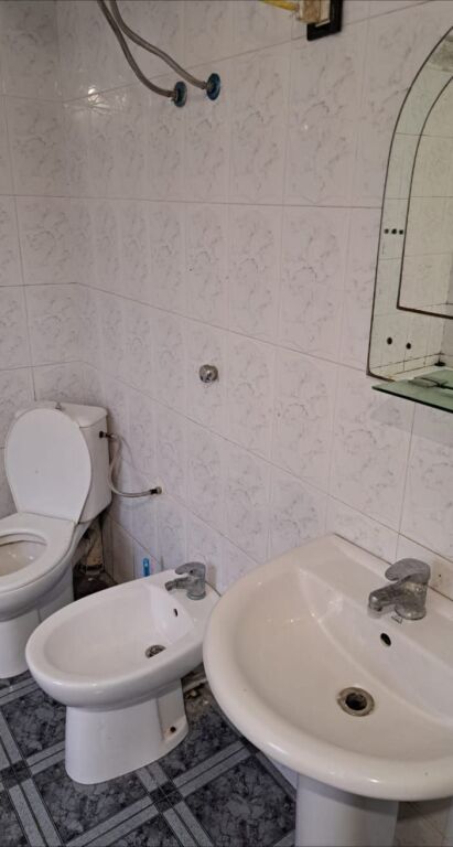 GARSIONERE 25000 LEKE.ZOGU I ZI