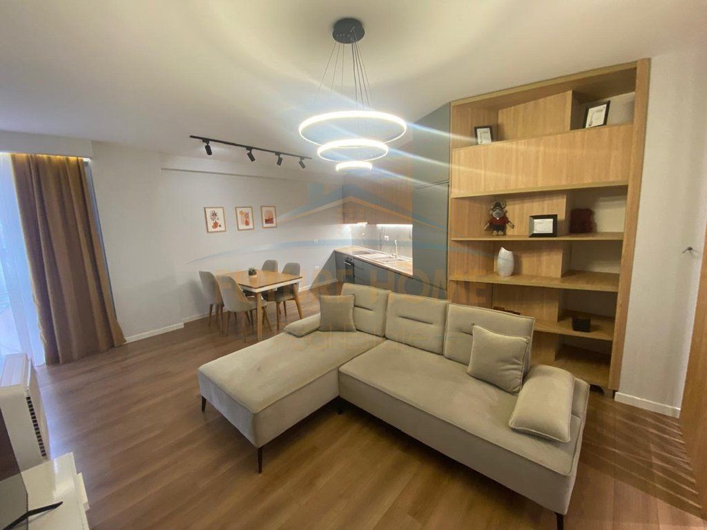 Rent, Apartment 2+1+2, Barrikadave street Tirana.