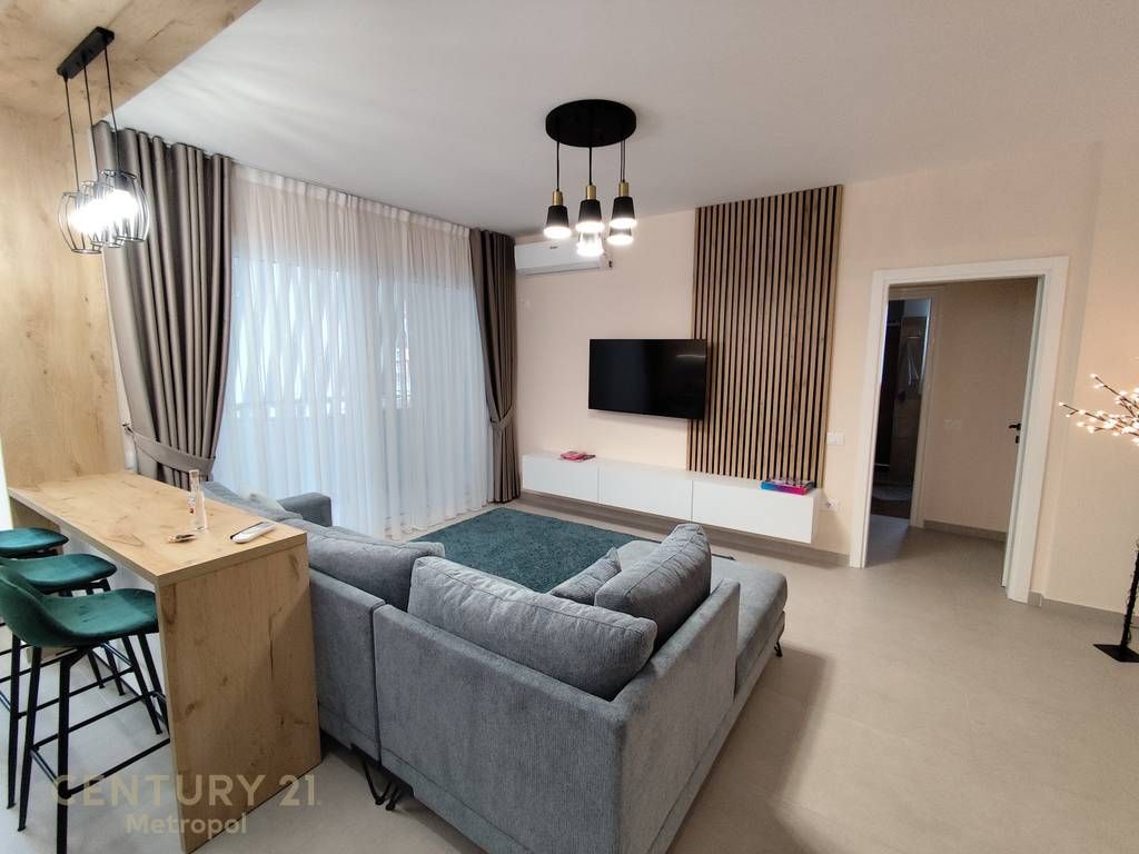 APARTAMENT 1+1 PER QIRA PRANE MYSLYM SHYRI!