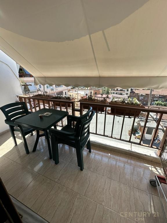 Apartment 2+1+2 for rent in the Blloku area
