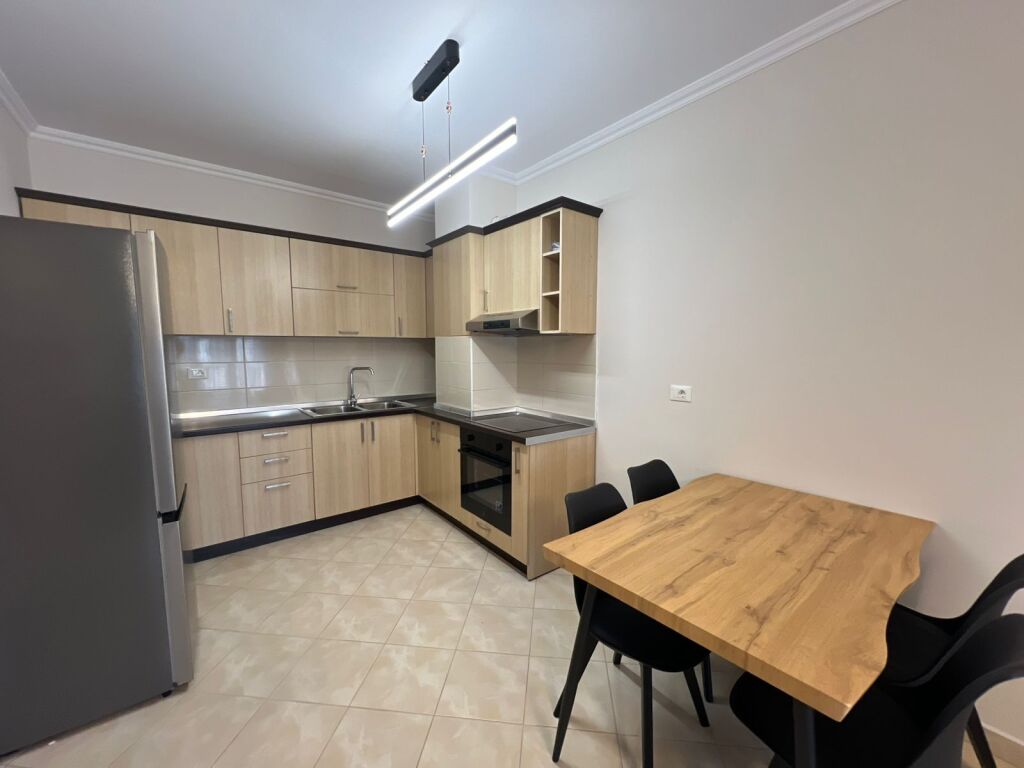 Apartament 1+1 me qera Kompleksi Kontakt