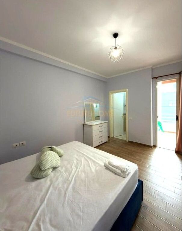 Shitet, Apartament 2+1+2, Rotonda e Astirit, Tirane.