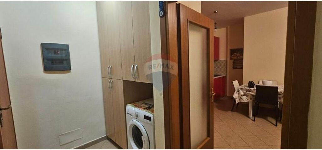 Apartament 1+1 me Qira tek Rr. Kosovareve