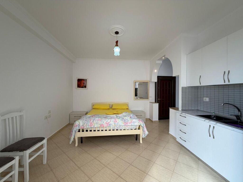 Long Term Studio for Rent in Vlore, 250 Euro