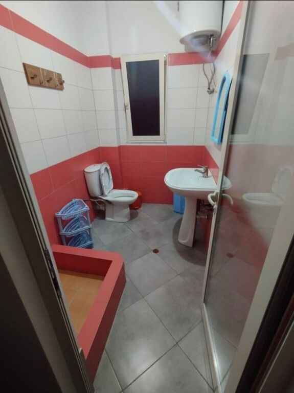 Apartament 2+1 me qera tek Kodra e Priftit