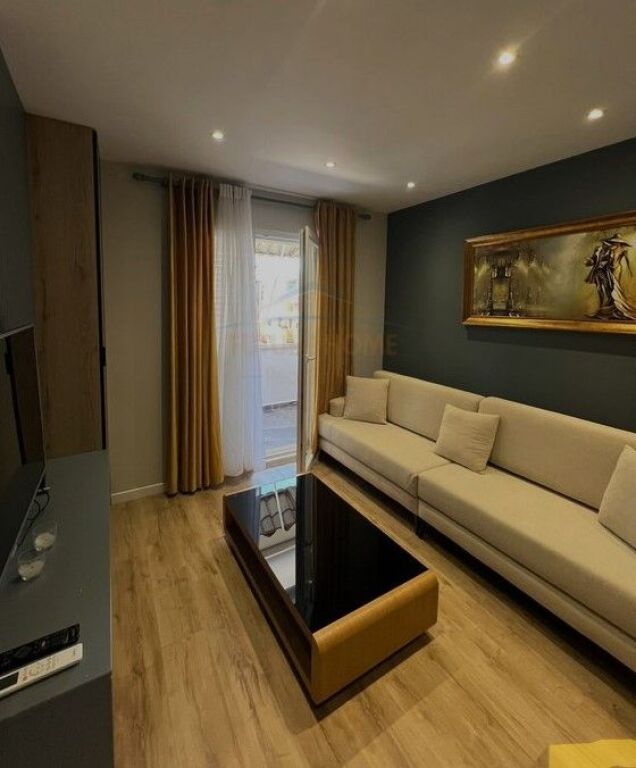 Rent, Apartment 1+1, Bllok, Tirana.