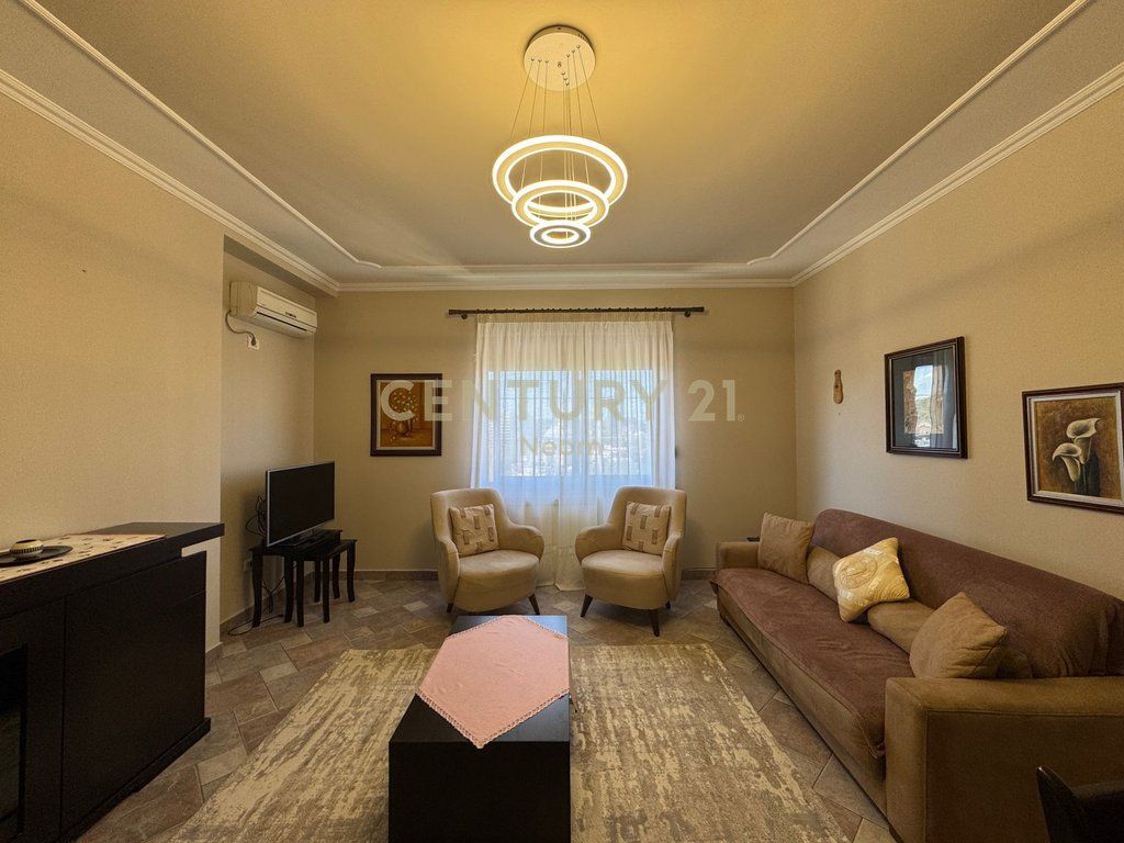QIRA, APARTAMENT 1+1 TE SHKOLLA E BALETIT!