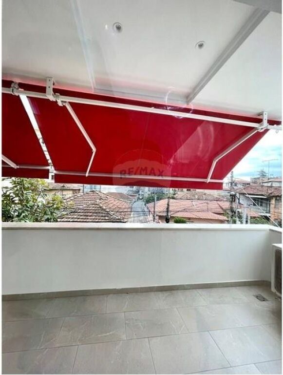 Apartament 2+1 me qera Rruga e Durresit