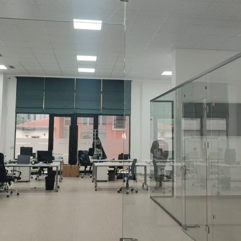 🏢 Commercial Space for Sale 420 m² Premium – Barricades Street ✨