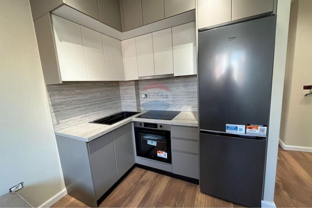 Shitet apartament 1+1 te Mine Peza, shume prane qendres se Tiranes!
