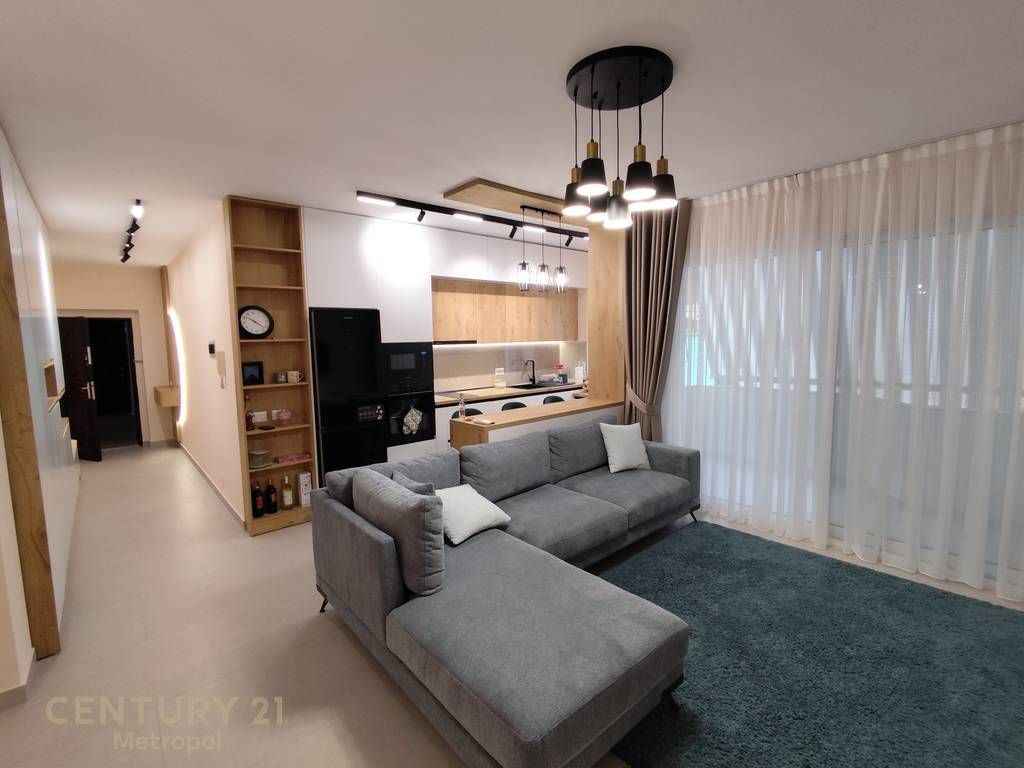 APPARTAMENTO 1+1 IN AFFITTO VICINO A MYSLYM SHYRI! 750 € /Mese
