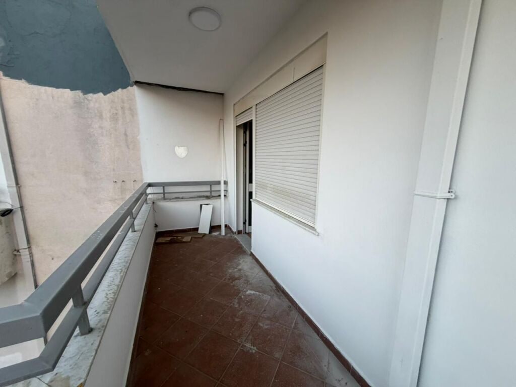 Shitet Apartament 1+1