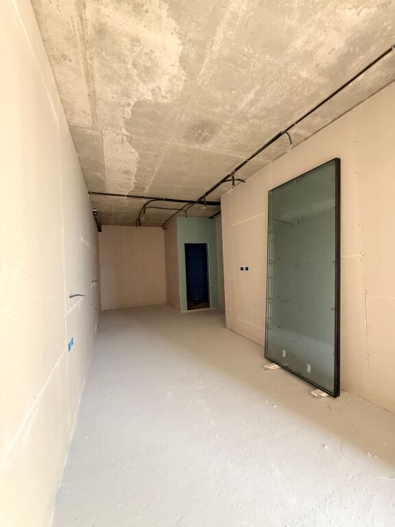 APARTAMENT 2+1 ME VERANDE PER SHITJE FOLIE VILLAGE