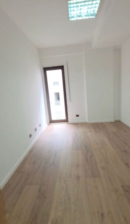 Zyre me qira te Garda Tirane