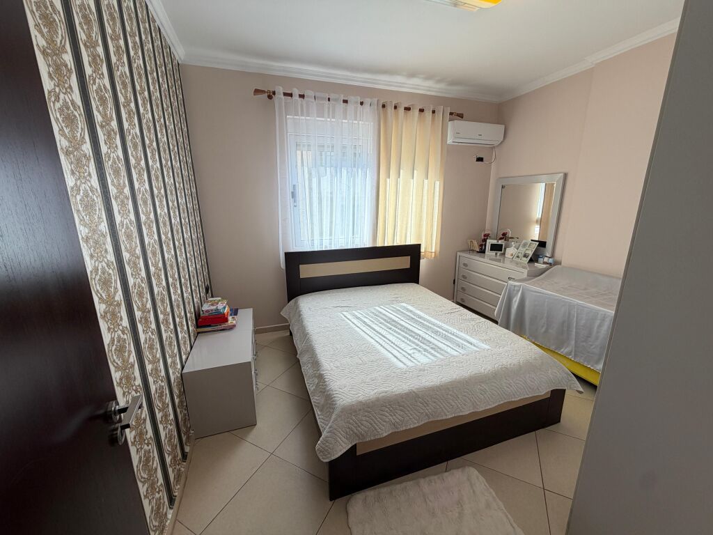 Appartamento 3+1 in vendita in Via Cipaj Vlore (Gjergj Arianiti)