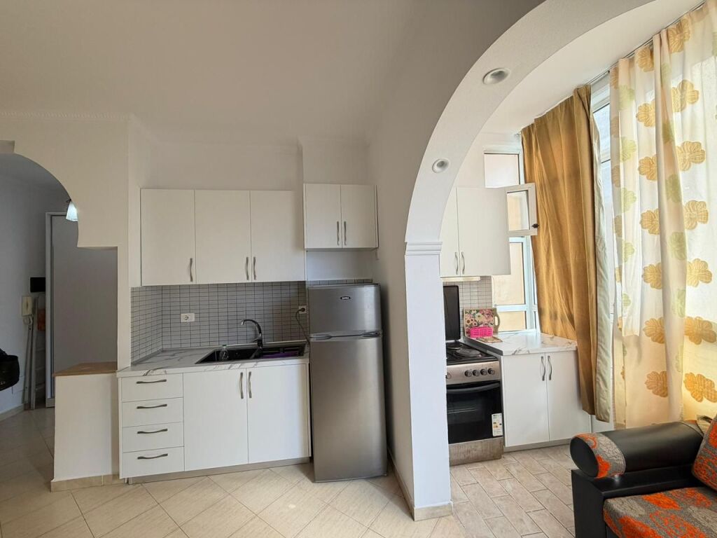 Long Term Studio for Rent in Vlore, 250 Euro