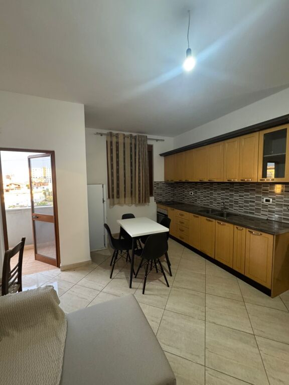 Apartment 2+1 for rent on Siri Kodra Street!