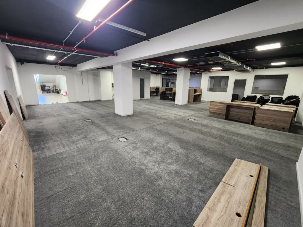 💫Ufficio Elite in Affitto (Via Elbasanit - Facoltà di Economia📍) 300m² (PIANO 0) Open Space 🔥🔥 1800€ NETTO 💶💶